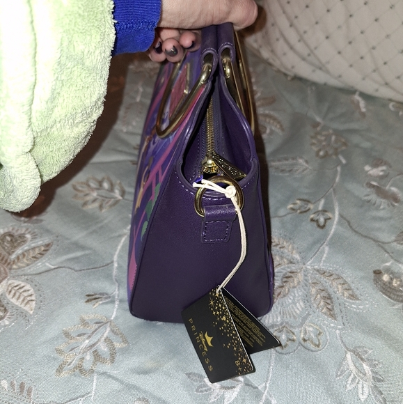 Loungefly: Crossbody Purse and Wallet - Picture 8 of 16